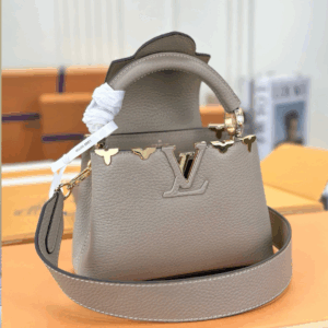 Louis Vuitton LV Capucines Lock Gold Fake Handbags Cowhide Leather 21cm