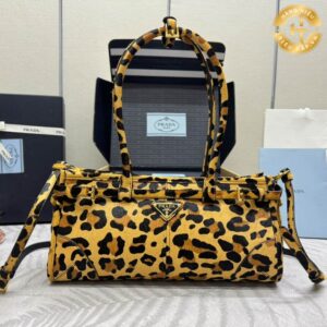 Prada leopard print leather handbag GG455